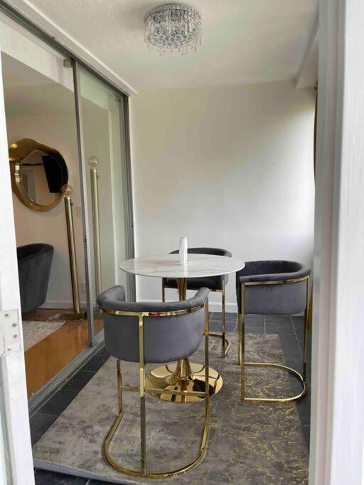 Appartamento Cozy Penthouse Atlanta,Ga Esterno foto